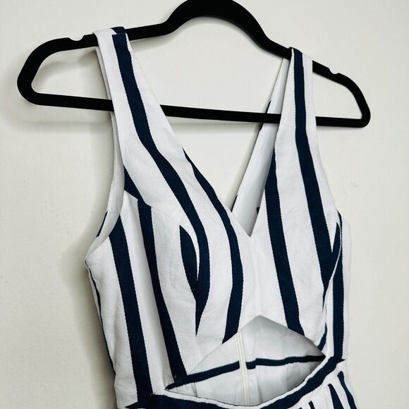 Topshop Navy and White Stripe Triangle Waist Cutout VNeck Nautical Mini Dress 4 - Picture 5 of 14
